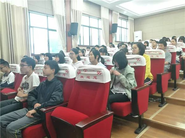 ˵��: https://mmbiz.qpic.cn/mmbiz_jpg/ibgib3xCqNWcs5iccbibPTxG9XiaLhEj9phaJwlibEMztPadNS69SLQmaGOYyt1EYjdncO0SicQ1ZUm5Yic0Ej5dKNygbg/640?wx_fmt=jpeg