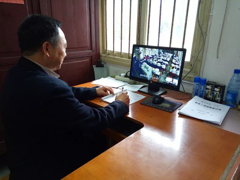 ˵��: https://mmbiz.qpic.cn/mmbiz_jpg/ibgib3xCqNWcsqHDib0hwnK8U9DaP0ZTEIOufxlyBplAcdWO9RSibjojoGZsRbYWTVicd4BaGCXbcHwzrYZagiaQPw7w/640?wx_fmt=jpeg